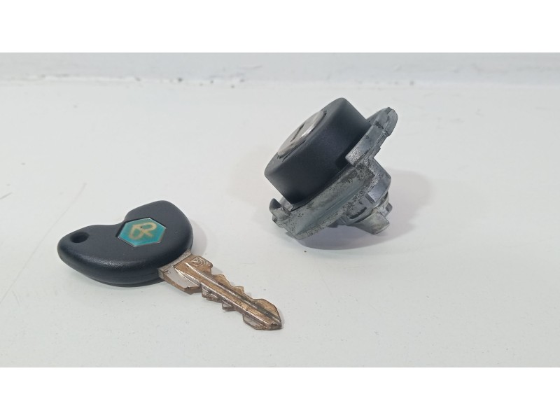 Recambio de conmutador de arranque para piaggio x7 x7 125 (m62) referencia OEM IAM X7 X7 125 (M62) 2008 - 2012 124.0  