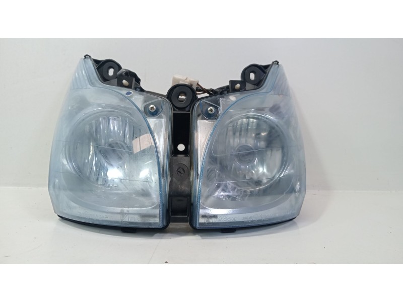 Recambio de faro delantero para piaggio x7 x7 125 (m62) referencia OEM IAM X7 X7 125 (M62) 2008 - 2012 124.0  