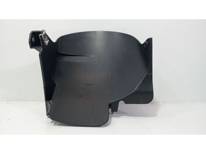 Recambio de guardabarros trasero para piaggio x7 x7 125 (m62) referencia OEM IAM X7 X7 125 (M62) 2008 - 2012 124.0  