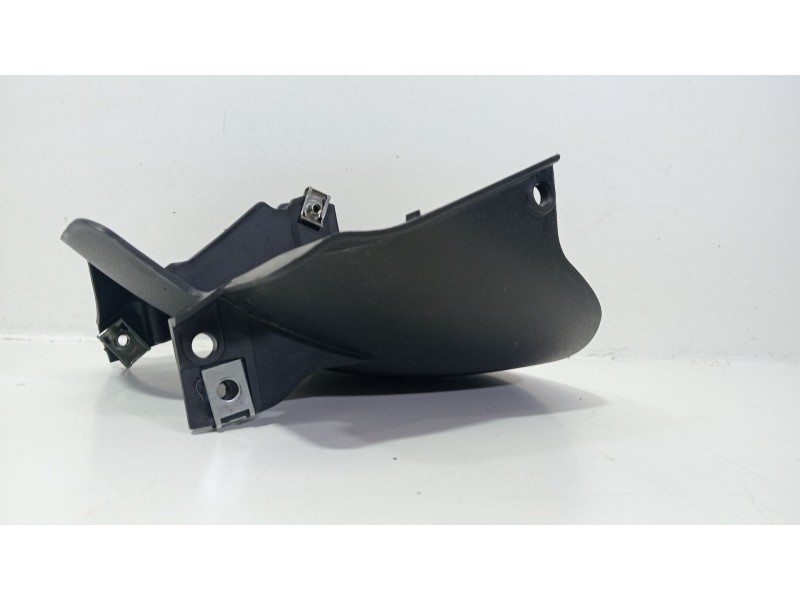 Recambio de guardabarros trasero para piaggio x7 x7 125 (m62) referencia OEM IAM X7 X7 125 (M62) 2008 - 2012 124.0  