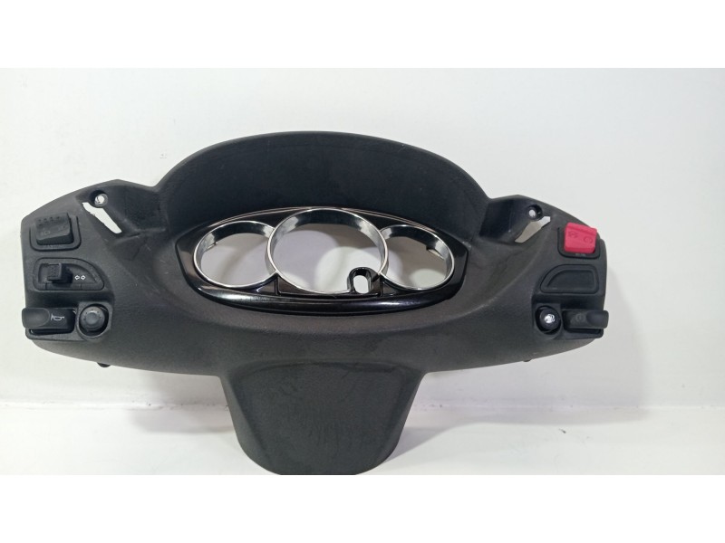 Recambio de guarnecido cuadro instrumentos para piaggio x7 x7 125 (m62) referencia OEM IAM 656562  