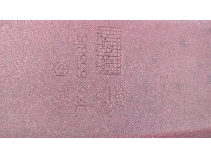 Recambio de moldura para piaggio x7 x7 125 (m62) referencia OEM IAM 653816  