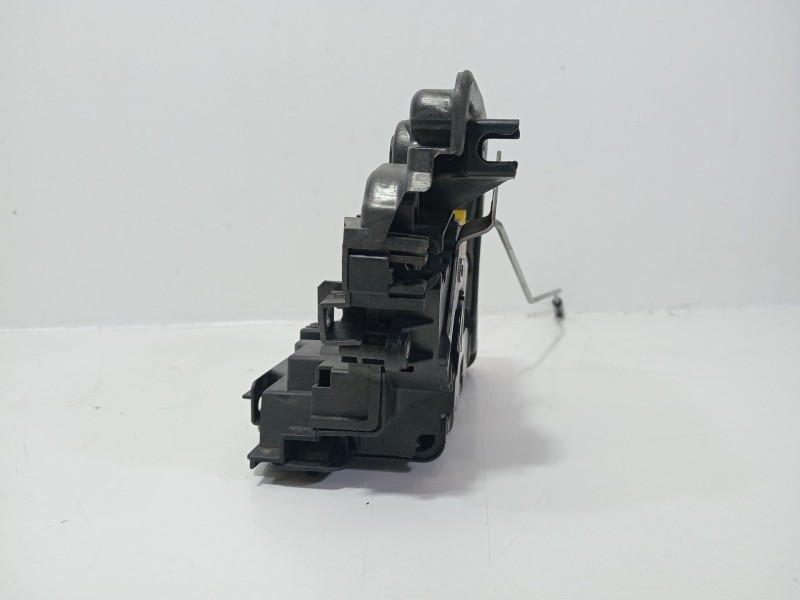 Recambio de cerradura puerta trasera derecha para bmw 2 active tourer (f45) 218 d referencia OEM IAM 728194009  