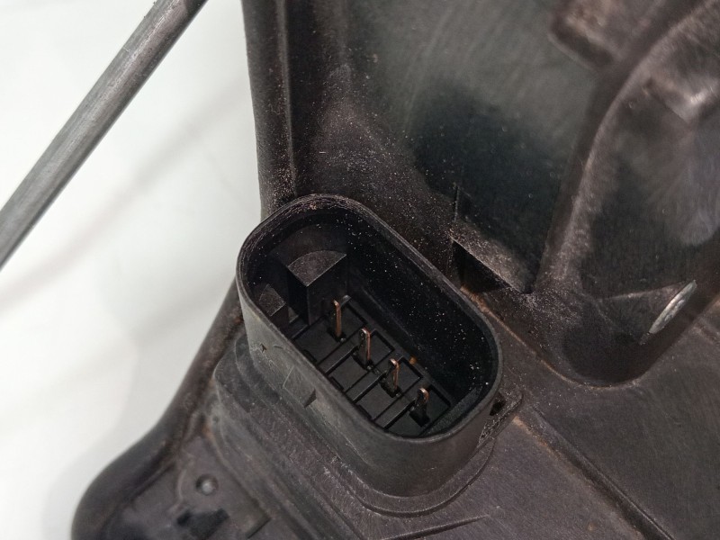 Recambio de cerradura puerta trasera derecha para bmw 2 active tourer (f45) 218 d referencia OEM IAM 728194009  