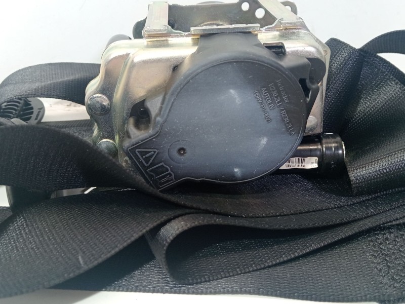 Recambio de cinturon seguridad delantero derecho para bmw 2 active tourer (f45) 218 d referencia OEM IAM 7313304  