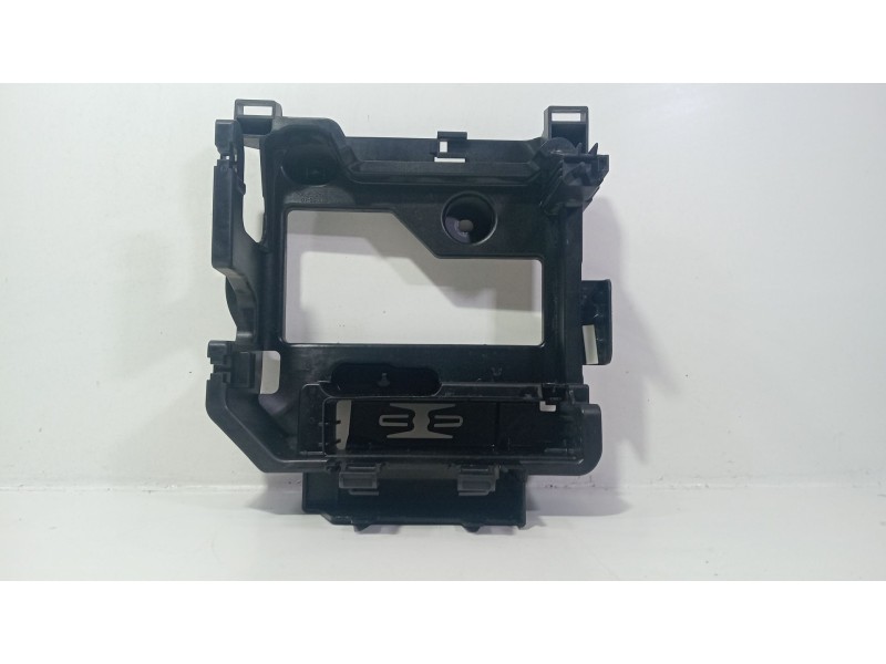 Recambio de caja reles / fusibles para bmw 2 active tourer (f45) 218 d referencia OEM IAM 61149379323  