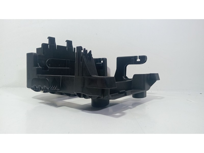 Recambio de caja reles / fusibles para bmw 2 active tourer (f45) 218 d referencia OEM IAM 61149379323  