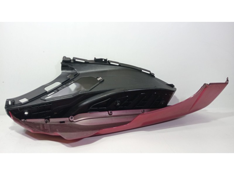 Recambio de moldura para piaggio x7 x7 125 (m62) referencia OEM IAM SX653823  