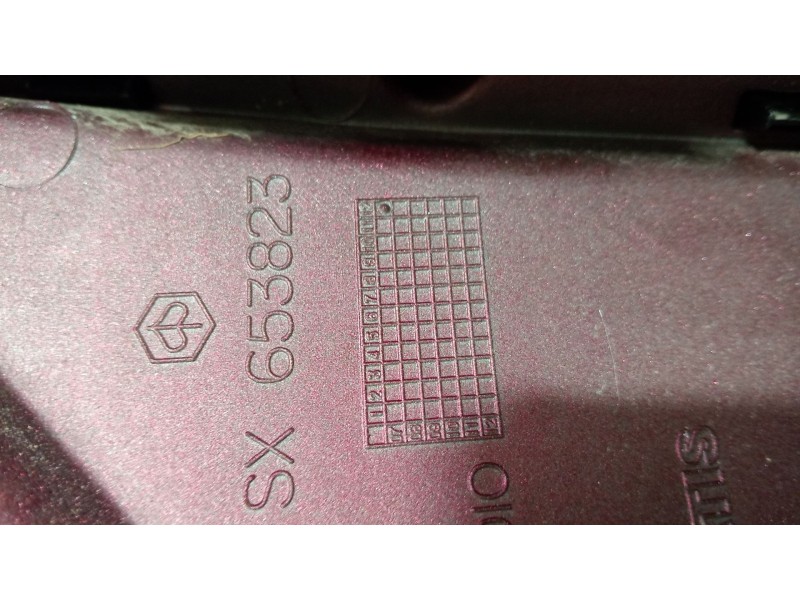 Recambio de moldura para piaggio x7 x7 125 (m62) referencia OEM IAM SX653823  