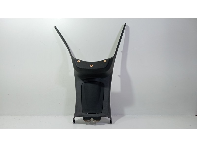 Recambio de moldura para piaggio x7 x7 125 (m62) referencia OEM IAM 653794  