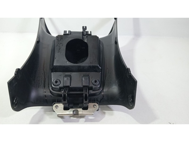 Recambio de moldura para piaggio x7 x7 125 (m62) referencia OEM IAM 653794  