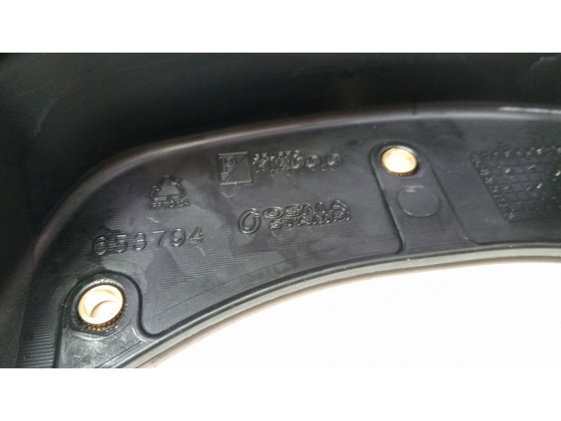 Recambio de moldura para piaggio x7 x7 125 (m62) referencia OEM IAM 653794  