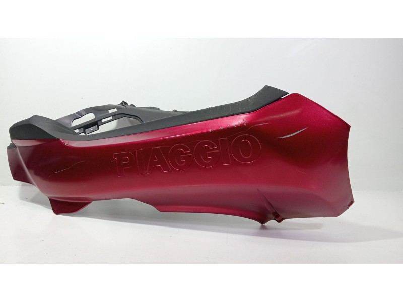 Recambio de moldura para piaggio x7 x7 125 (m62) referencia OEM IAM 653824  