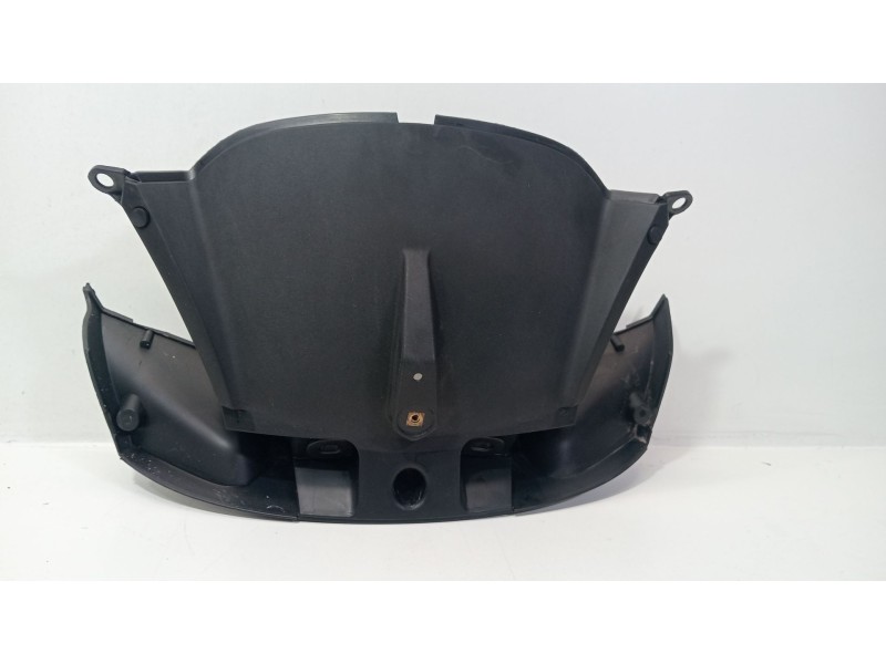 Recambio de moldura para piaggio x7 x7 125 (m62) referencia OEM IAM 654537  