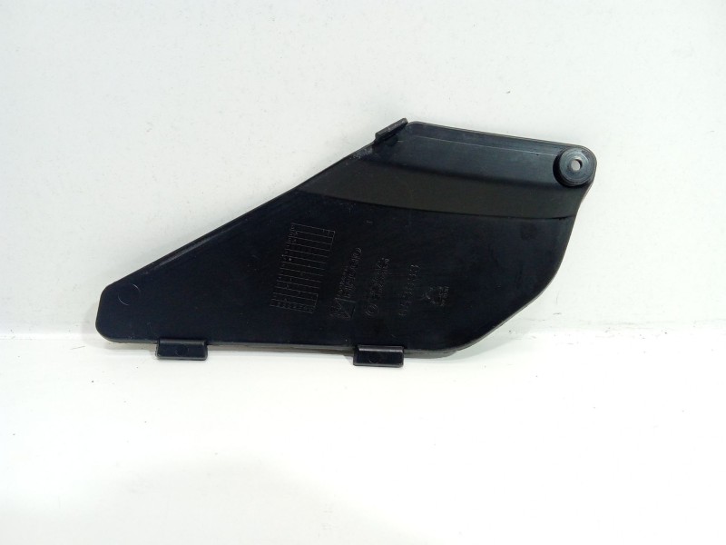 Recambio de moldura para piaggio x7 x7 125 (m62) referencia OEM IAM  653833 