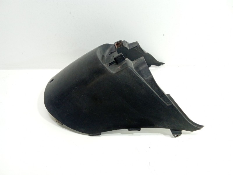 Recambio de moldura para honda ps ps 125i (jf17) referencia OEM IAM 80151KTZD000  