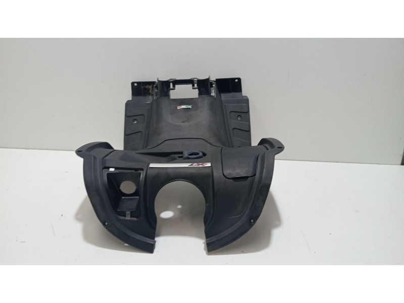 Recambio de moldura para yamaha nmax nmax 125 (sec7, se97) referencia OEM IAM 656134  