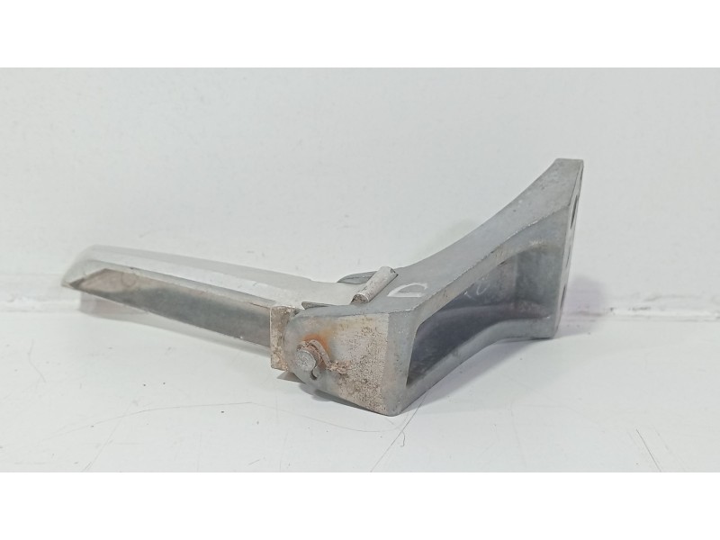 Recambio de estribo para yamaha nmax nmax 125 (sec7, se97) referencia OEM IAM   