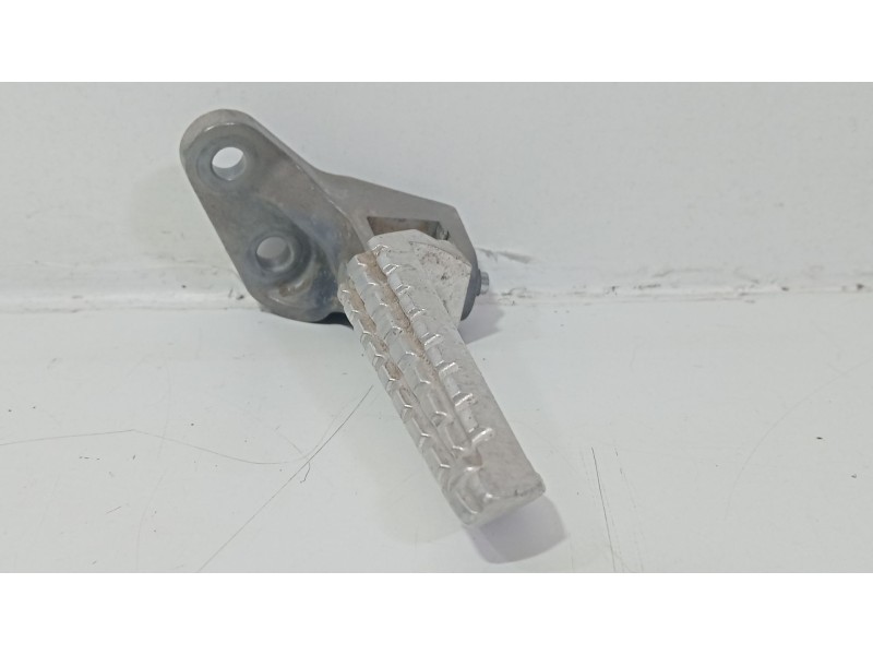 Recambio de estribo para yamaha nmax nmax 125 (sec7, se97) referencia OEM IAM NMAX NMAX 125 (SEC7 SE97) 2015 -  