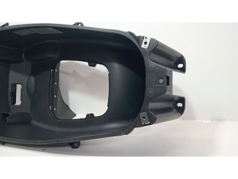 Recambio de moldura para piaggio x7 x7 125 (m62) referencia OEM IAM X7 X7 125 (M62) 2008 - 2012  