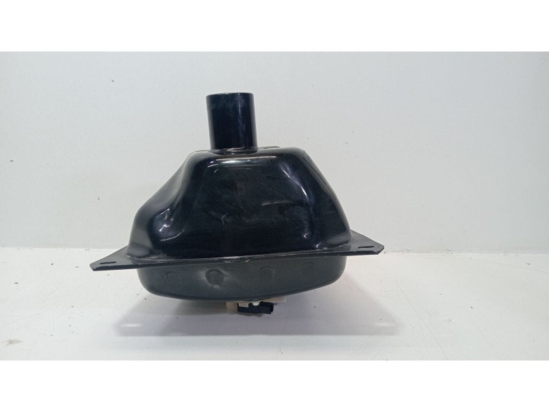 Recambio de deposito combustible para yamaha nmax nmax 125 (sec7, se97) referencia OEM IAM X7 X7 125 (M62) 2008 - 2012  