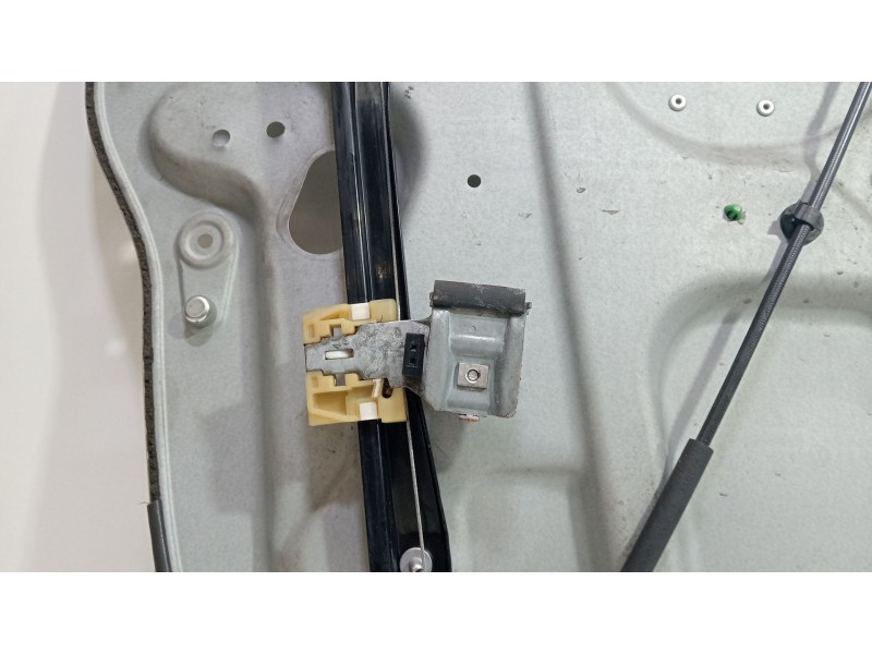 Recambio de elevalunas delantero derecho para volkswagen caddy ka/kb (2k) ecofuel kombi referencia OEM IAM 1T0837756  