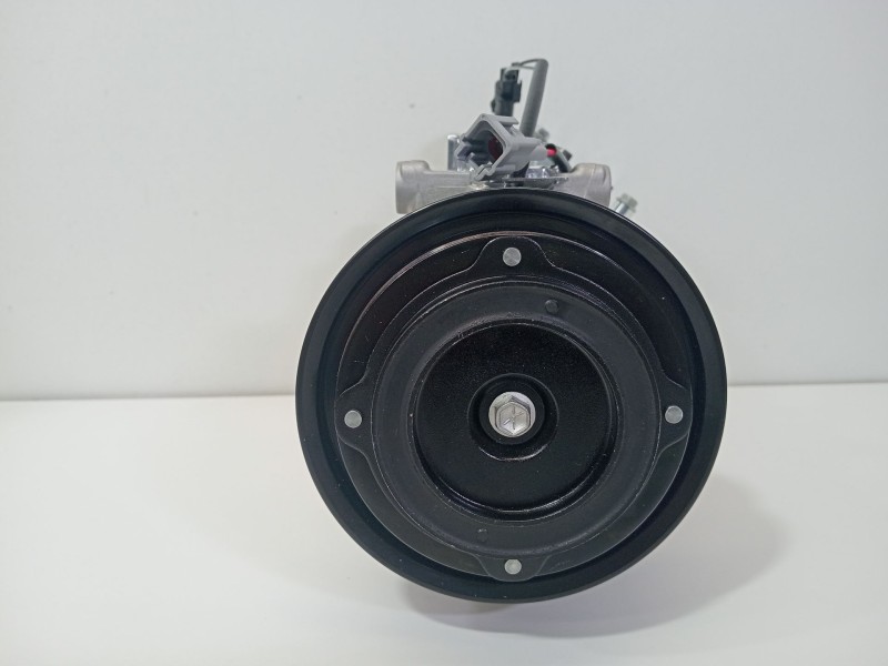 Recambio de compresor aire acondicionado para renault megane cc (ez0/1_) 1.5 dci (ez09, ez1g, ez0d, ez14) referencia OEM IAM 926