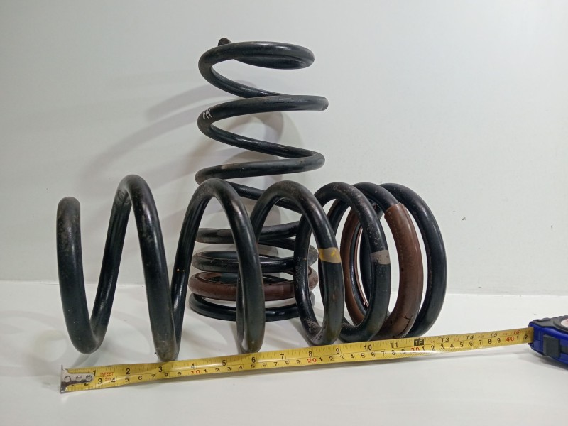 Recambio de muelle amortiguacion para hyundai h 1 starex h 1 starex td referencia OEM IAM HYUNDAI H 1 STAREX ´2001  