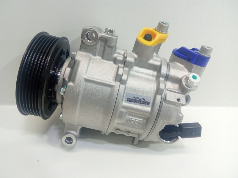 Recambio de compresor aire acondicionado para audi a3 sportback (8pa) 1.6 tdi referencia OEM IAM 03G145209  