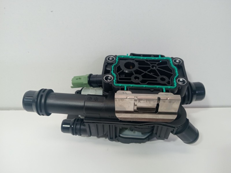 Recambio de termostato para peugeot 3008 ii suv (mc_, mr_, mj_, m4_) 1.5 bluehdi 130 referencia OEM IAM 9803549480  