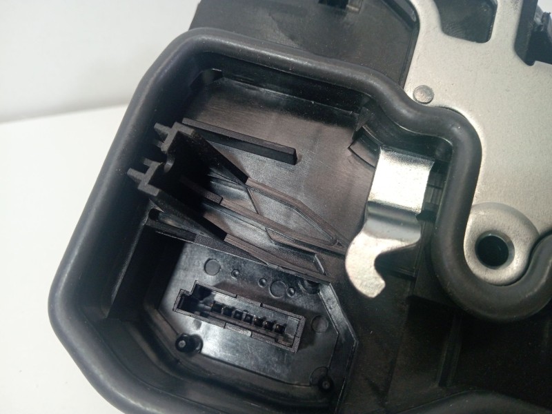 Recambio de cerradura puerta lateral izquierda para bmw serie 3 berlina (e90) 2.0 16v diesel cat referencia OEM IAM 51227202147 