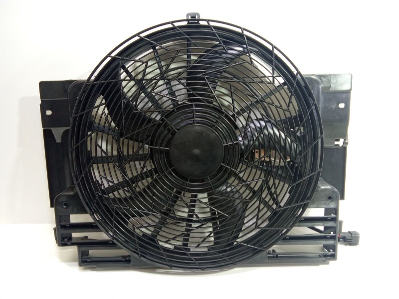 Recambio de electroventilador para bmw x5 (e53) 3.0 24v cat referencia OEM IAM 64548386085  