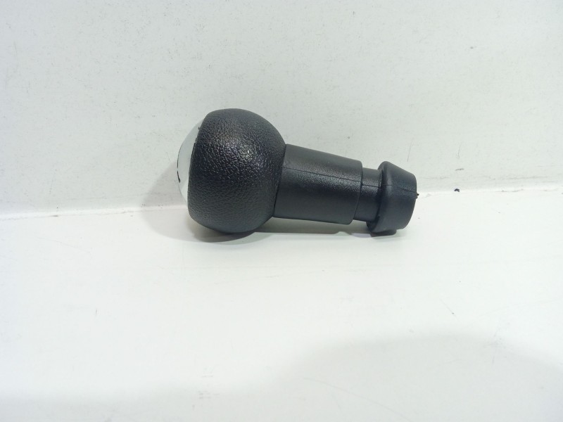 Recambio de pomo palanca cambio para citroën c3 ii (sc_) 1.1 i referencia OEM IAM 2403K0  