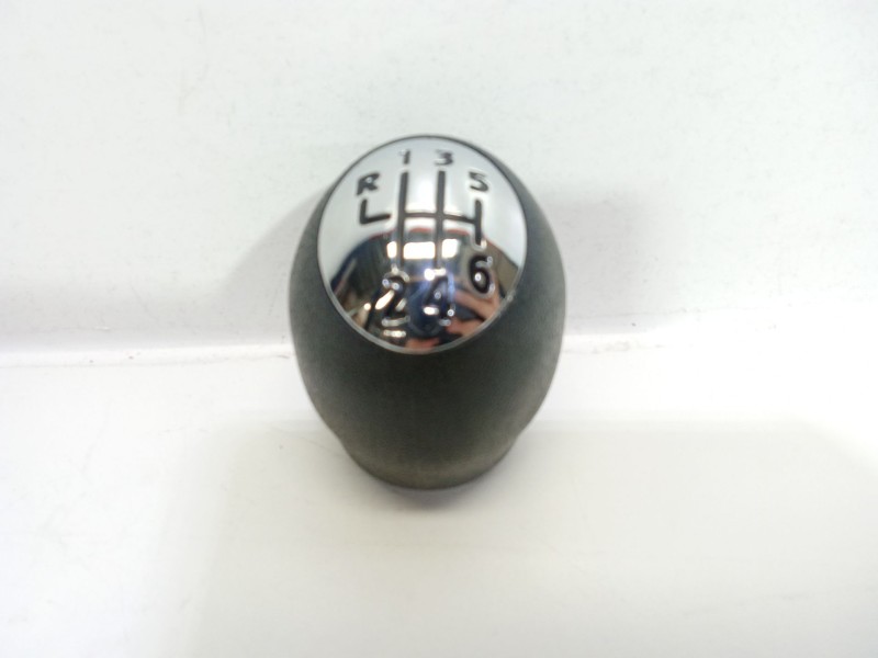 Recambio de pomo palanca cambio para renault megane i (ba0/1_) 2.0 referencia OEM IAM 328656509R  