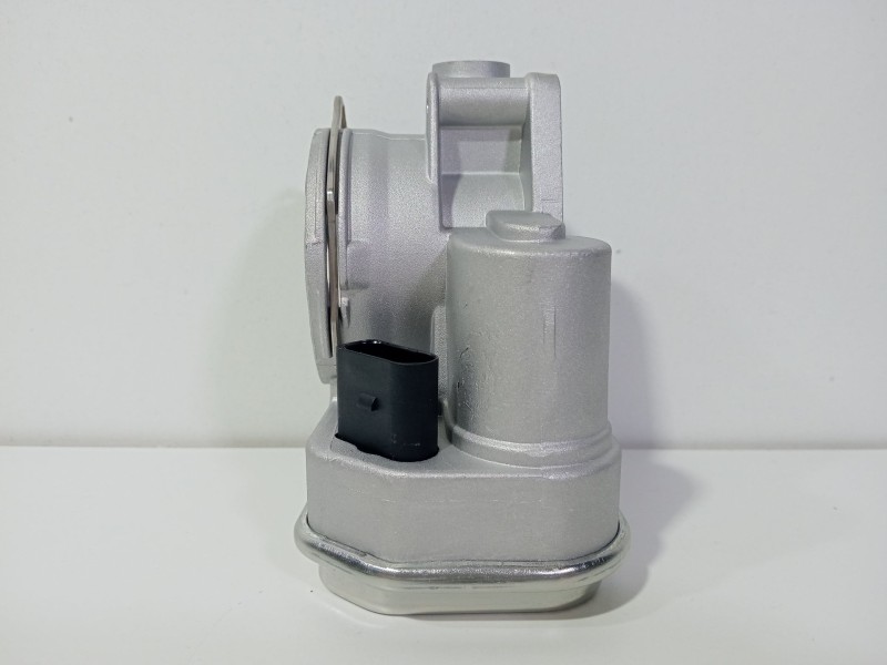 Recambio de caja mariposa para audi a3 (8p) 2.0 16v tdi referencia OEM IAM 038128063M  