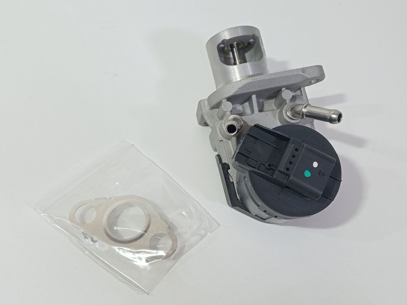 Recambio de valvula egr para bmw serie 1 berlina (e81/e87) 118d referencia OEM IAM 780544703  