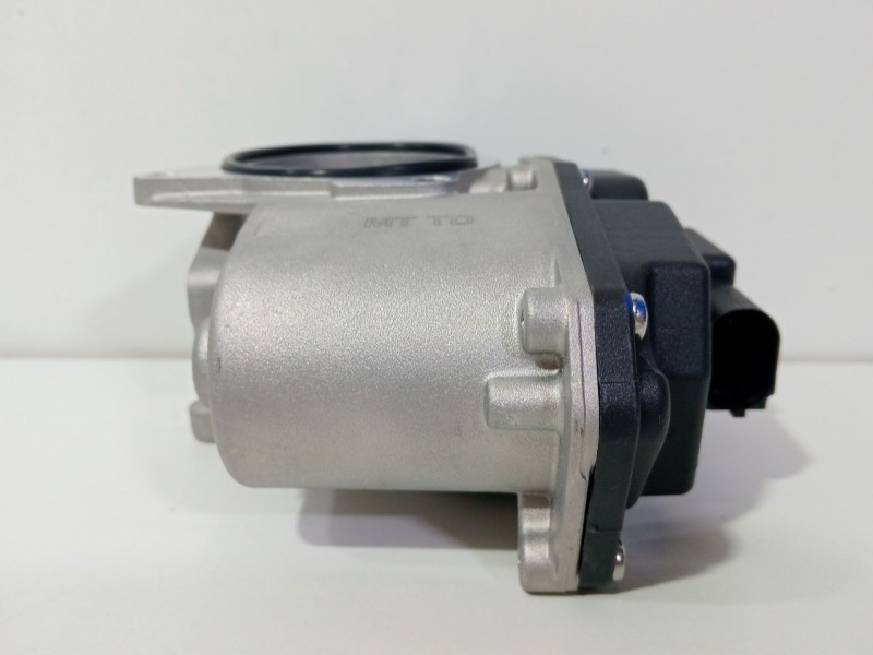 Recambio de valvula egr para audi a5 coupe (8t) 2.0 tdi referencia OEM IAM 03L131501G  