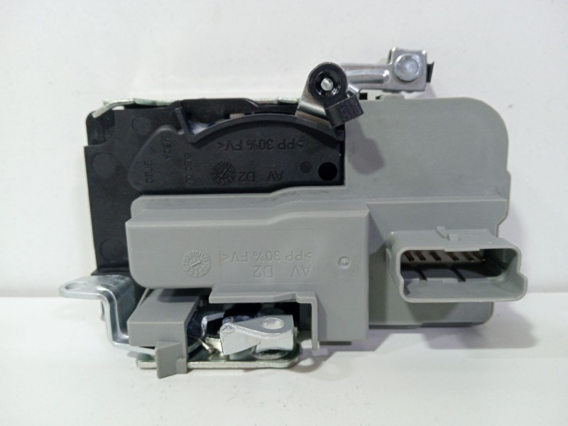 Recambio de cerradura puerta delantera derecha para citroën berlingo 2.0 hdi 600 furg. referencia OEM IAM 9136J4  