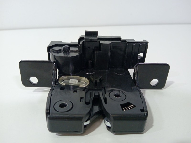 Recambio de cerradura maletero / porton para renault megane ii (bm0/1_, cm0/1_) 2.0 16v (bm0u, cm0u) referencia OEM IAM 82000762