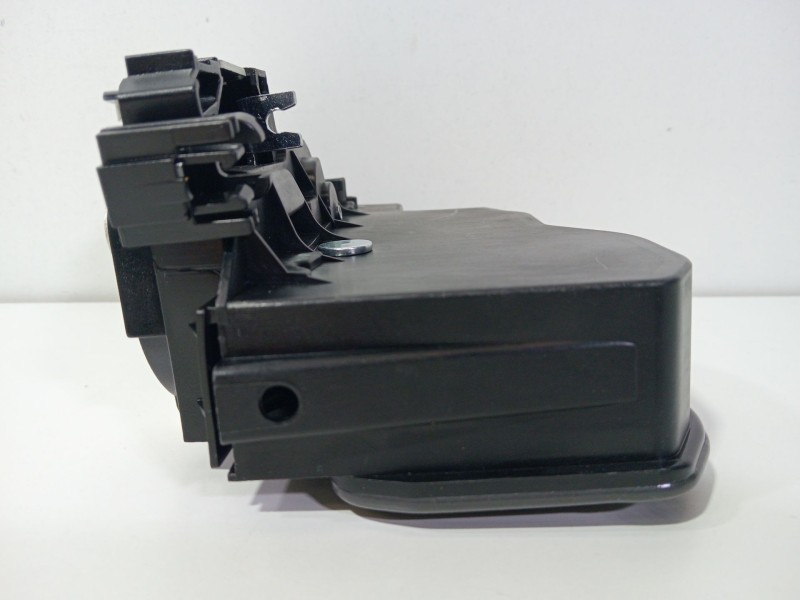 Recambio de cerradura puerta trasera derecha para bmw serie 1 berlina (e81/e87) referencia OEM IAM 51227229460   Recambio de cerradura puerta trasera derecha para bmw serie 1 berlina (e81/e87) referencia OEM IAM 51227229460