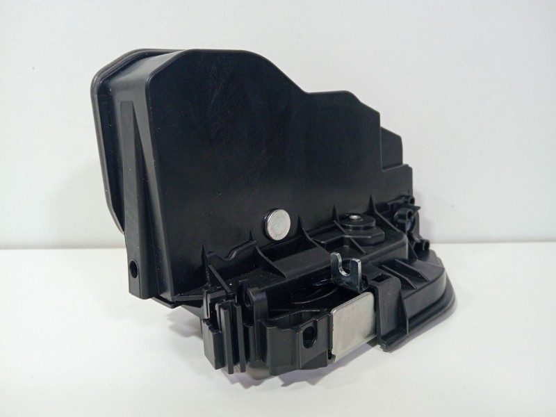 Recambio de cerradura puerta delantera izquierda para bmw serie 3 berlina (e90) 318i referencia OEM IAM 51217318423  