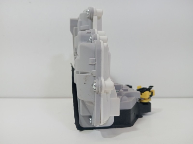 Recambio de cerradura puerta trasera derecha para seat leon (1p1) reference referencia OEM IAM 1P0839016  