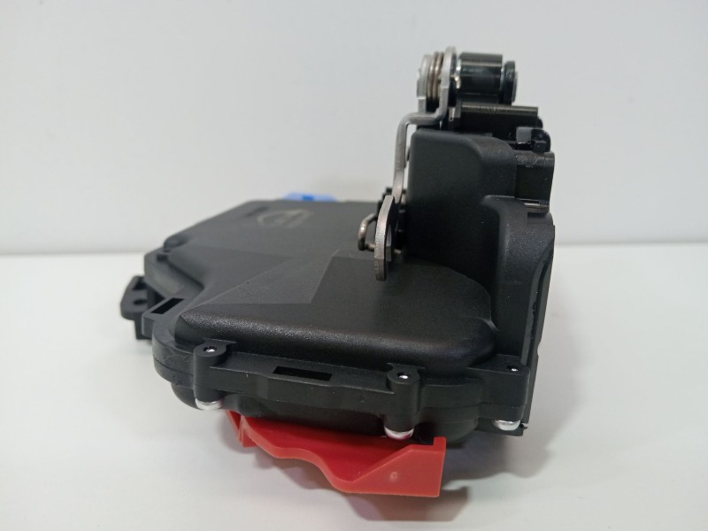 Recambio de cerradura puerta trasera izquierda para volkswagen golf v (1k1) 2.0 tdi referencia OEM IAM 7L0839016E  