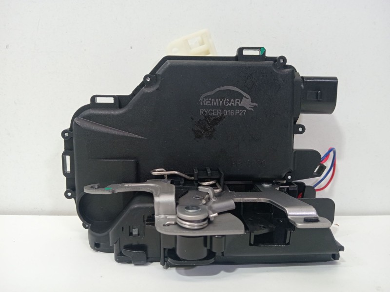 Recambio de cerradura puerta trasera derecha para volkswagen golf iv (1j1) 1.9 tdi referencia OEM IAM 3B4839016M  