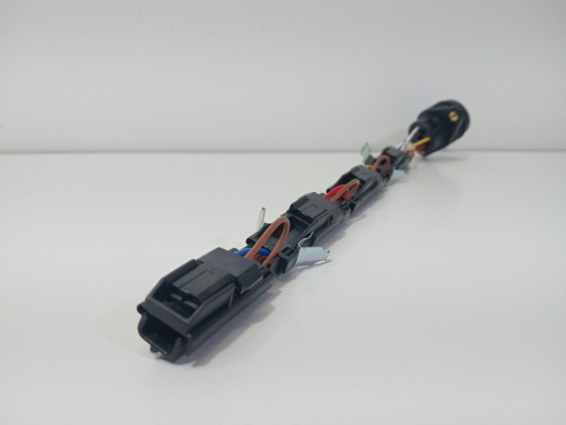 Recambio de cableado de inyectores para volkswagen golf v (1k1) 1.9 tdi referencia OEM IAM YM2114W680AA  