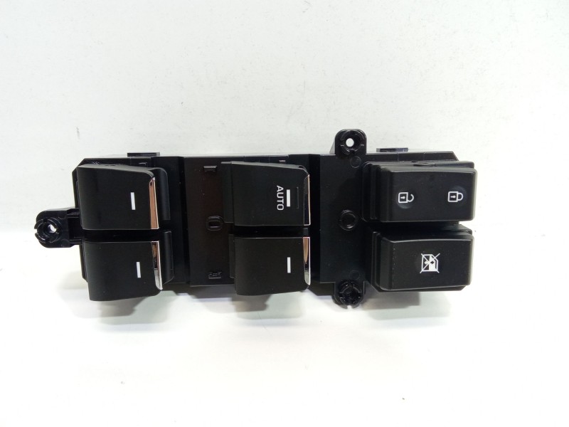 Recambio de mando elevalunas delantero izquierdo para hyundai tucson (tl, tle) 2.0 cvvt referencia OEM IAM   