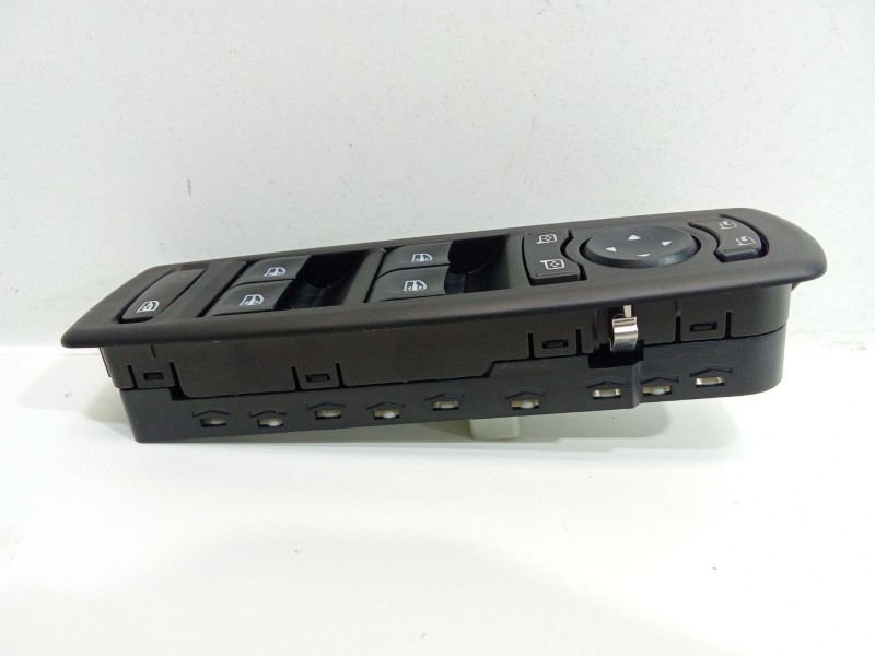 Recambio de mando elevalunas delantero izquierdo para renault megane iii berlina 5 p 1.5 dci diesel fap referencia OEM IAM 25400