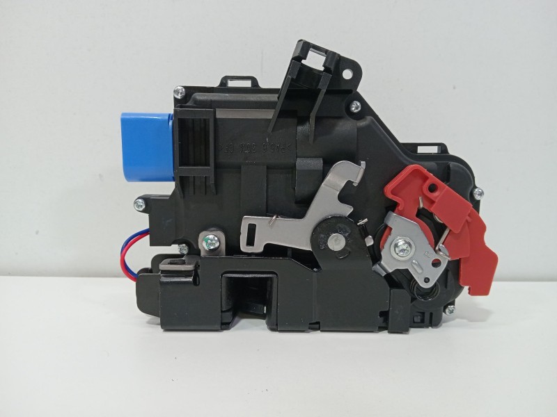 Recambio de cerradura puerta delantera derecha para volkswagen golf v (1k1) 1.4 tsi referencia OEM IAM 3D1837016S  