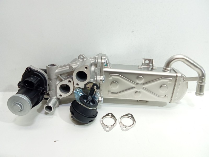 Recambio de enfriador valvula egr para audi a3 (8p) 1.6 tdi ambiente referencia OEM IAM   