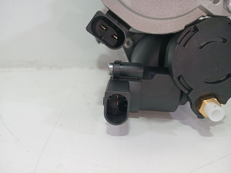 Recambio de compresor de suspension para mercedes-benz clase m (w164) referencia OEM IAM A1643201204  